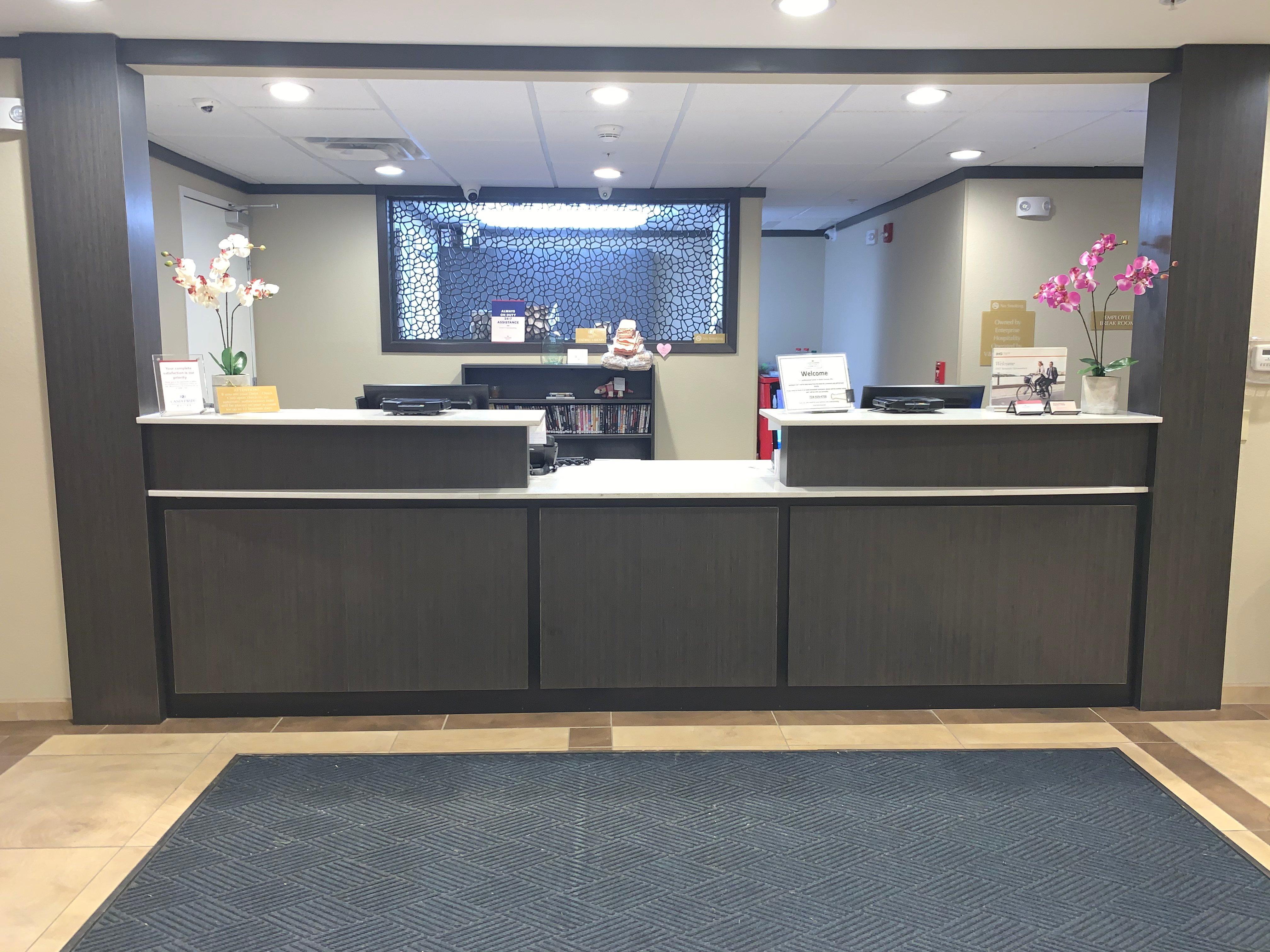 แคนเดิลวู้ด สวีท เบล เวอร์นอน Hotel Belle Vernon ภายนอก รูปภาพ