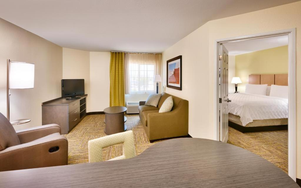 แคนเดิลวู้ด สวีท เบล เวอร์นอน Hotel Belle Vernon ภายนอก รูปภาพ